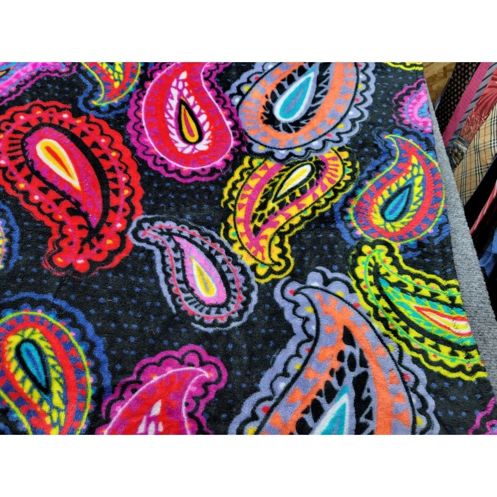 Vera Bradley Neon Paisley Plush Throw Blanket Black Pink Blue Foldable Pocket